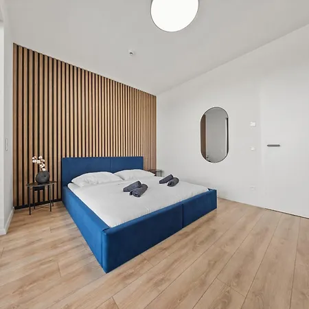 River View - Parking & Access * Μπρατισλάβα