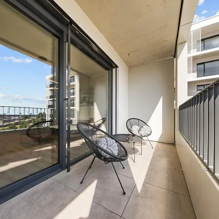 Διαμέρισμα River View - Parking & Access *