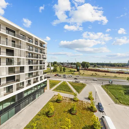 River View - Parking & Access *